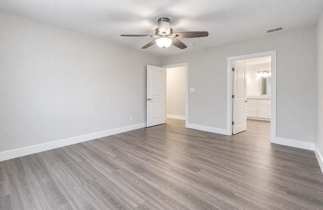 536 Robert E Lee Drive, Conroe, TX 77302