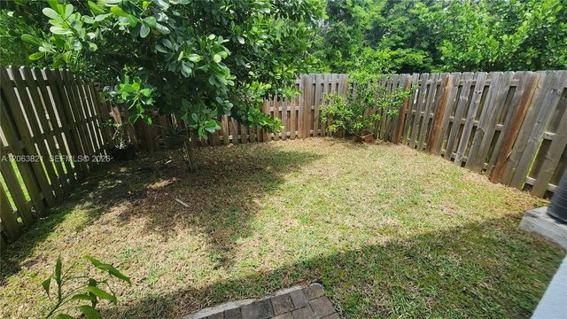 24504 SW 119th Pl, Miami, FL 33032