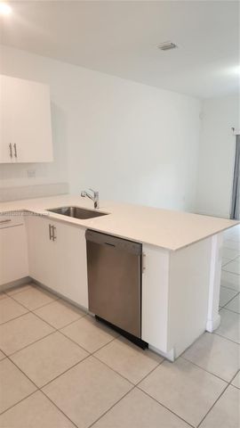 24504 SW 119th Pl, Miami, FL 33032