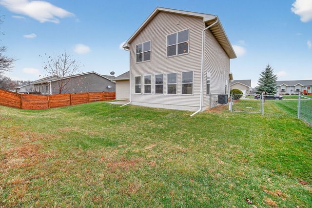 708 Patchett Drive NE, Mitchellville, IA 50169