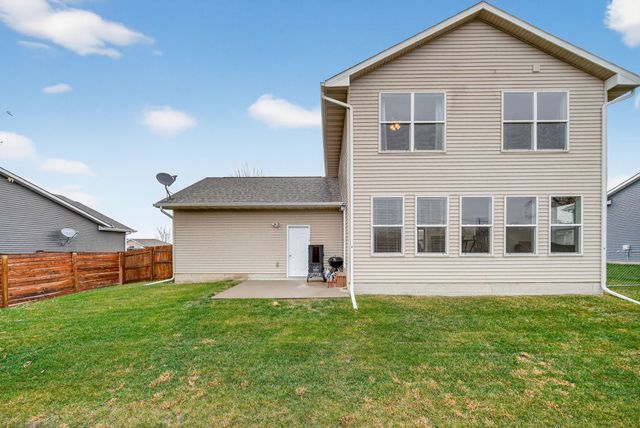 708 Patchett Drive NE, Mitchellville, IA 50169