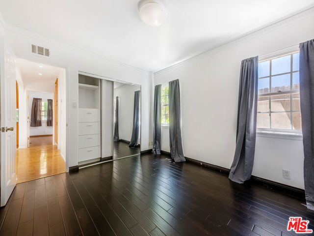 22018 Dumetz Road, Woodland Hills (los Angeles), CA 91364