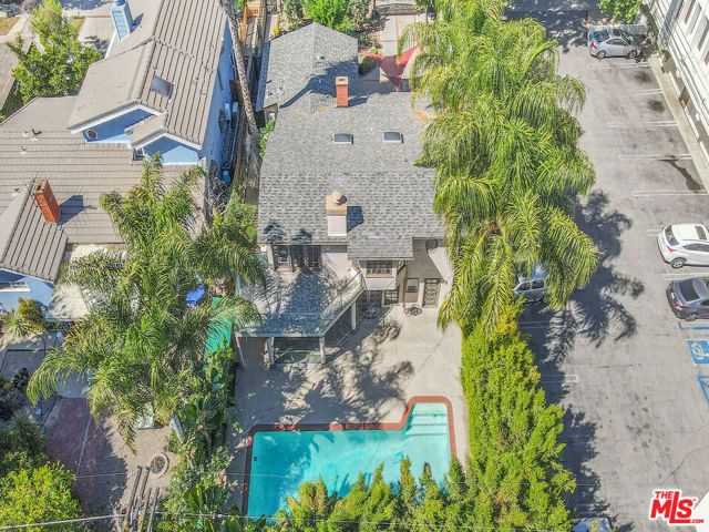 22018 Dumetz Road, Woodland Hills (los Angeles), CA 91364