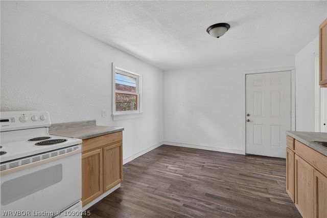 421 N 16th Street, Van Buren, AR 72956