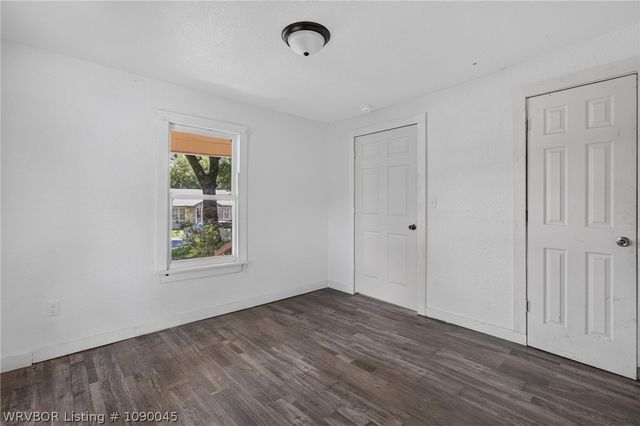 421 N 16th Street, Van Buren, AR 72956
