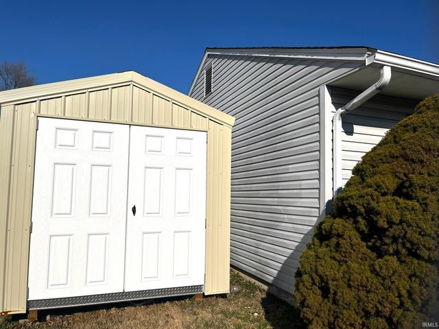 221 Fairway Drive, Evansville, IN 47710