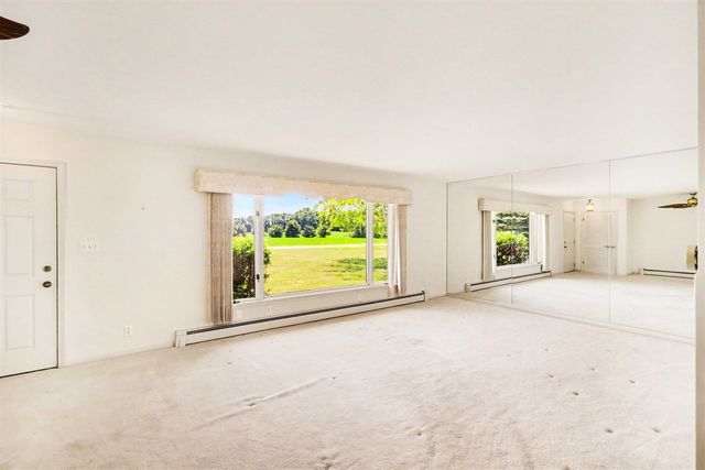 3865 E Empire Avenue, Benton Harbor, MI 49022
