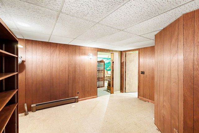 3865 E Empire Avenue, Benton Harbor, MI 49022