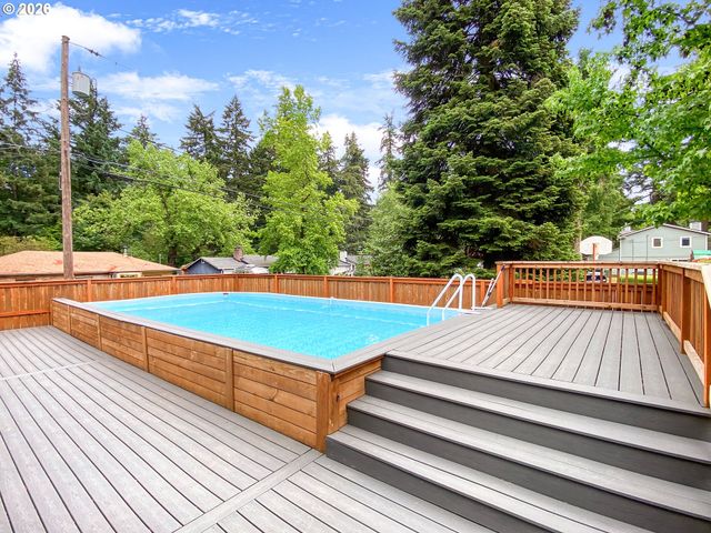 6286 Sw HARRINGTON Ave, Lake Oswego, OR 97035
