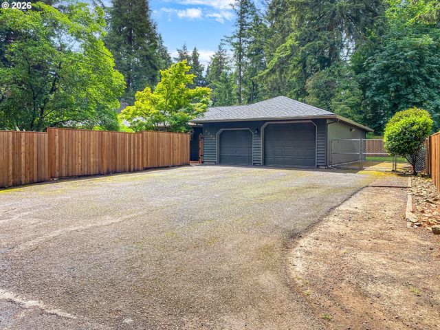 6286 Sw HARRINGTON Ave, Lake Oswego, OR 97035