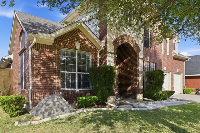 4517 Creekside Drive, Haltom City, TX 76137
