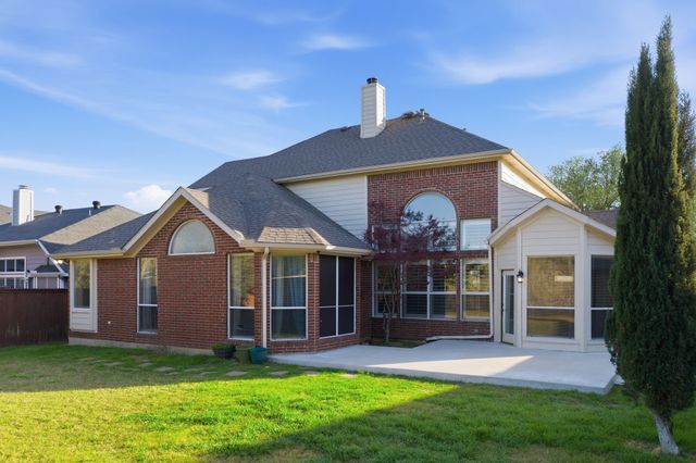 4517 Creekside Drive, Haltom City, TX 76137