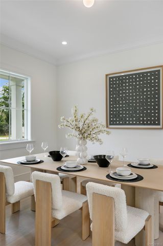 17 Happy Lane, Westhampton Beach, NY 11978