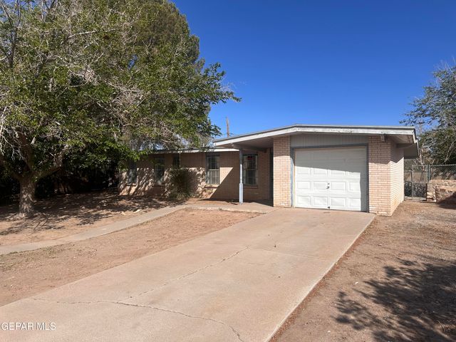 305 CORVENA Way, El Paso, TX 79922