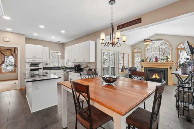 13529 Gossamer Way, Apple Valley, MN 55124