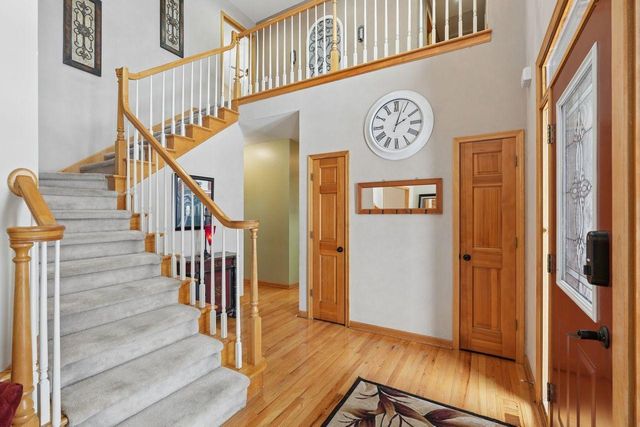 13529 Gossamer Way, Apple Valley, MN 55124