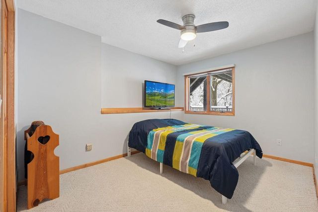 13529 Gossamer Way, Apple Valley, MN 55124