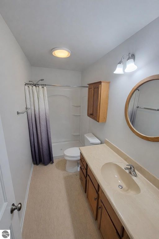 Image 11 of property listing at 1278 Terrace Bluff Drive, Traverse City, MI 49686