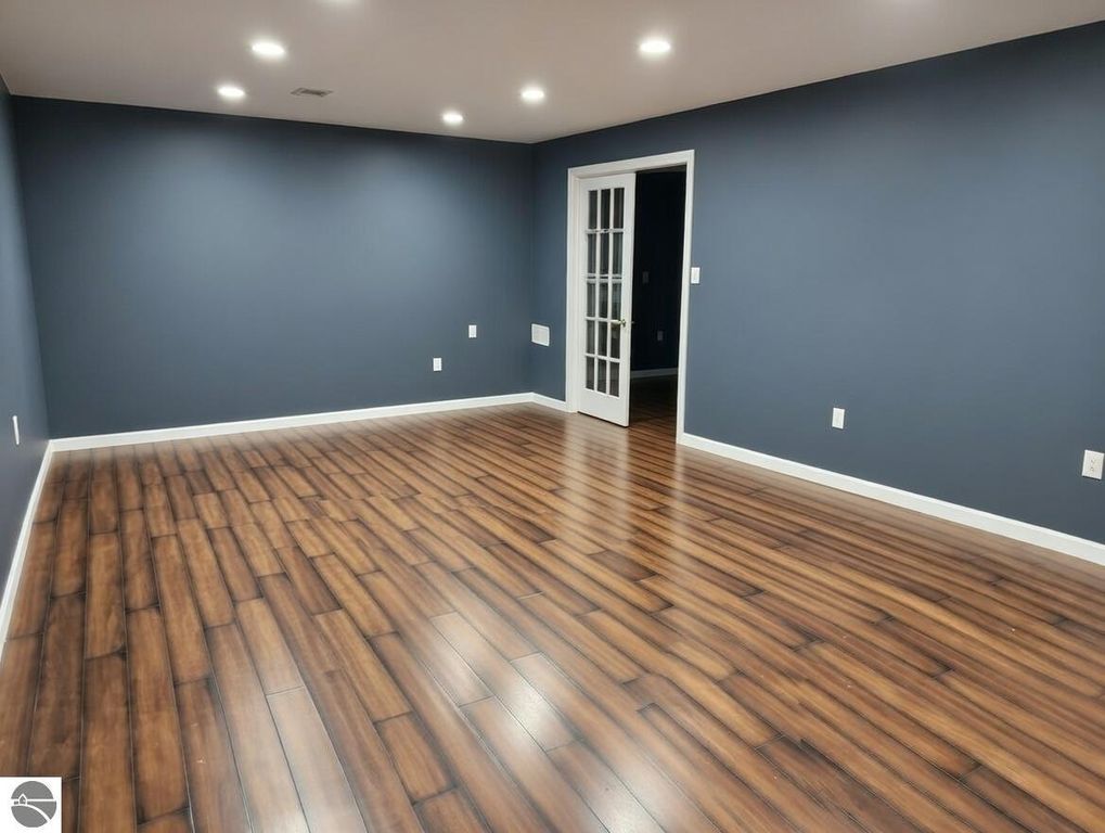 Image 15 of property listing at 1278 Terrace Bluff Drive, Traverse City, MI 49686