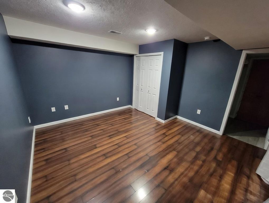 Image 17 of property listing at 1278 Terrace Bluff Drive, Traverse City, MI 49686