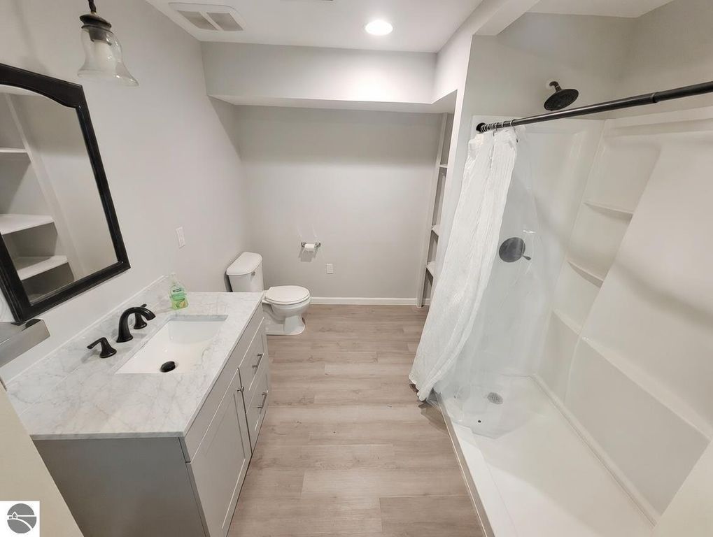 Image 20 of property listing at 1278 Terrace Bluff Drive, Traverse City, MI 49686