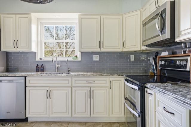 2401 TUDOR COURT, Hillsborough Twp., NJ 08844