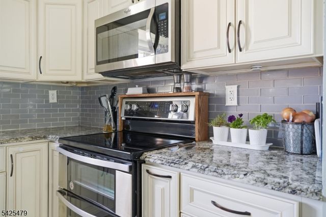 2401 TUDOR COURT, Hillsborough Twp., NJ 08844