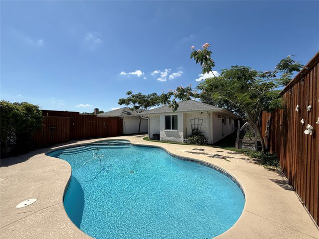 616 Tiffany Trail, Richardson, TX 75081