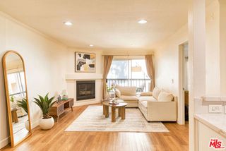 5510 Owensmouth Avenue 218, Woodland Hills (los Angeles), CA 91367
