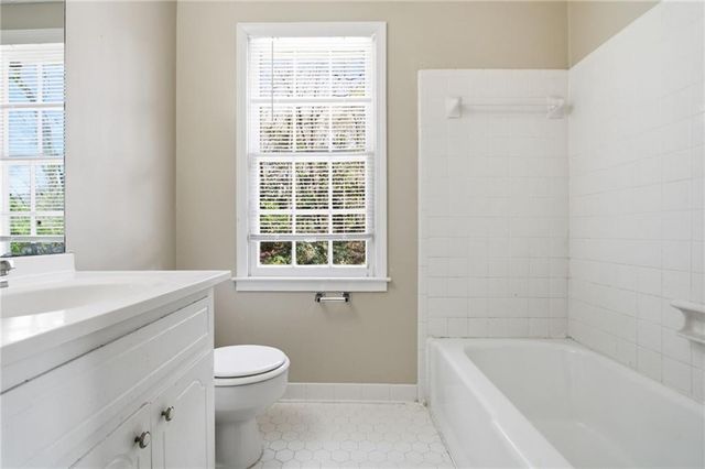 2366 Flint Rock Road, Stone Mountain, GA 30087