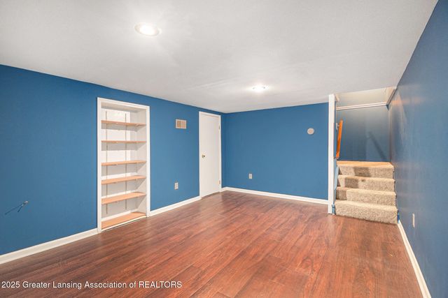 918 Timber Creek Drive 18, Grand Ledge, MI 48837