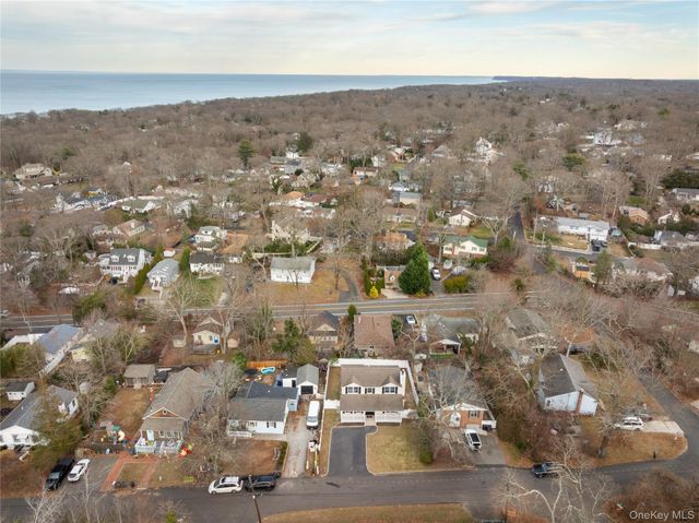 7 Atlantic Drive, Sound Beach, NY 11789