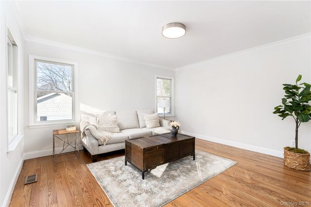 7 Atlantic Drive, Sound Beach, NY 11789