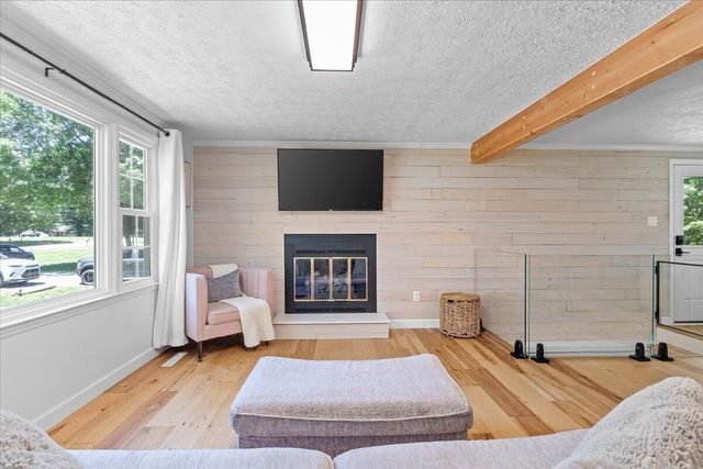 2013 Webster RD, Glade Hill, VA 24092