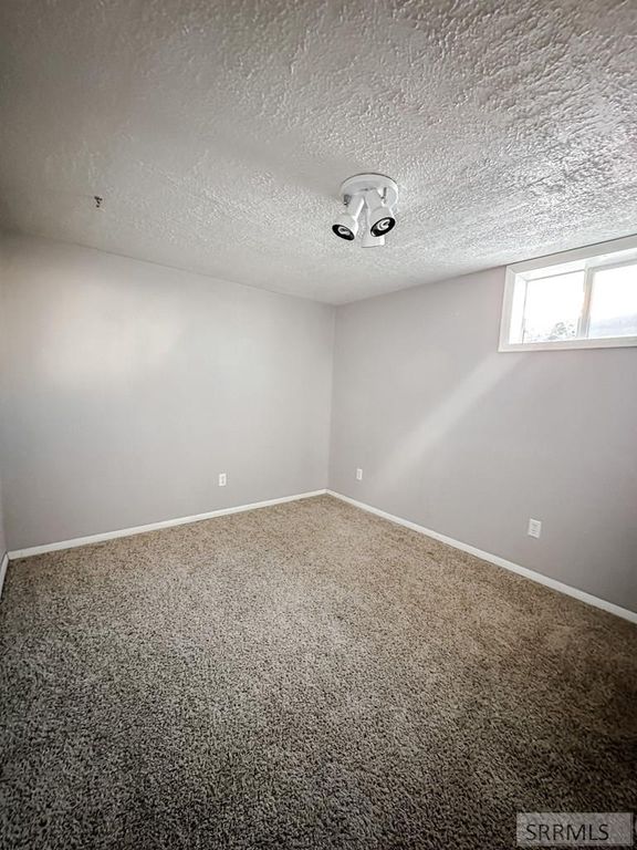Image 13 of property listing at 350 Salem Avenue, Rexburg, ID 83440