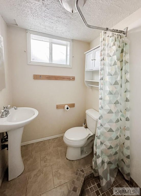 Image 14 of property listing at 350 Salem Avenue, Rexburg, ID 83440