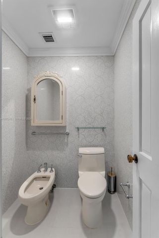 8390 SW 2nd Street, Miami, FL 33144