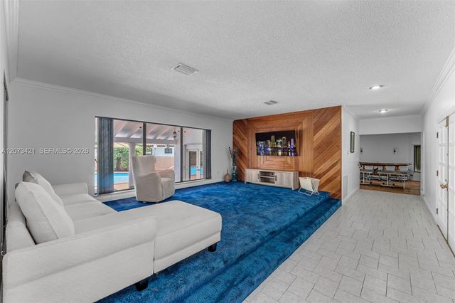 8390 SW 2nd Street, Miami, FL 33144