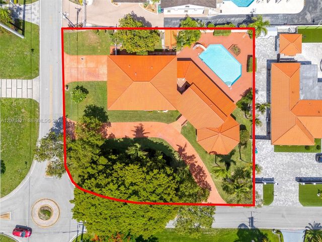 8390 SW 2nd Street, Miami, FL 33144