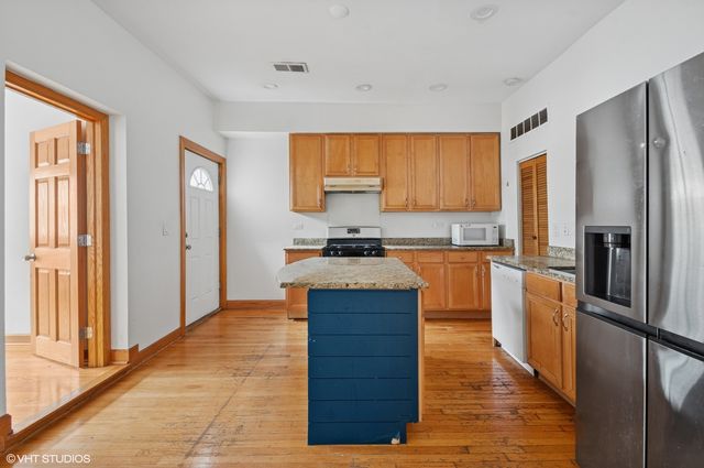2336 W Taylor Street 2, Chicago, IL 60612