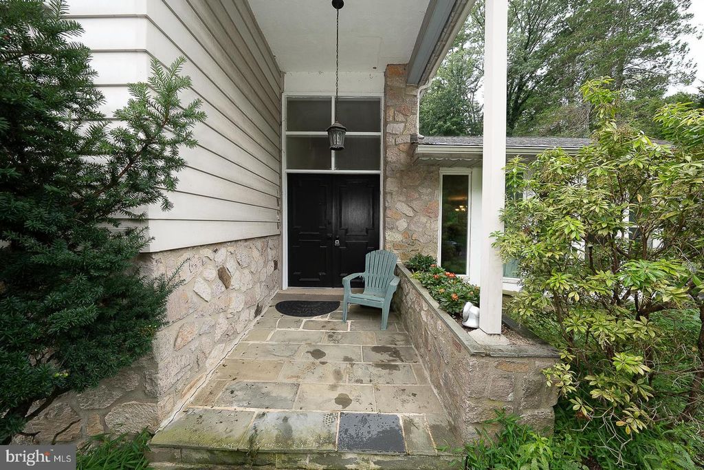 528 SPRAGUE RD, PENN VALLEY, PA 19072 — photo 2