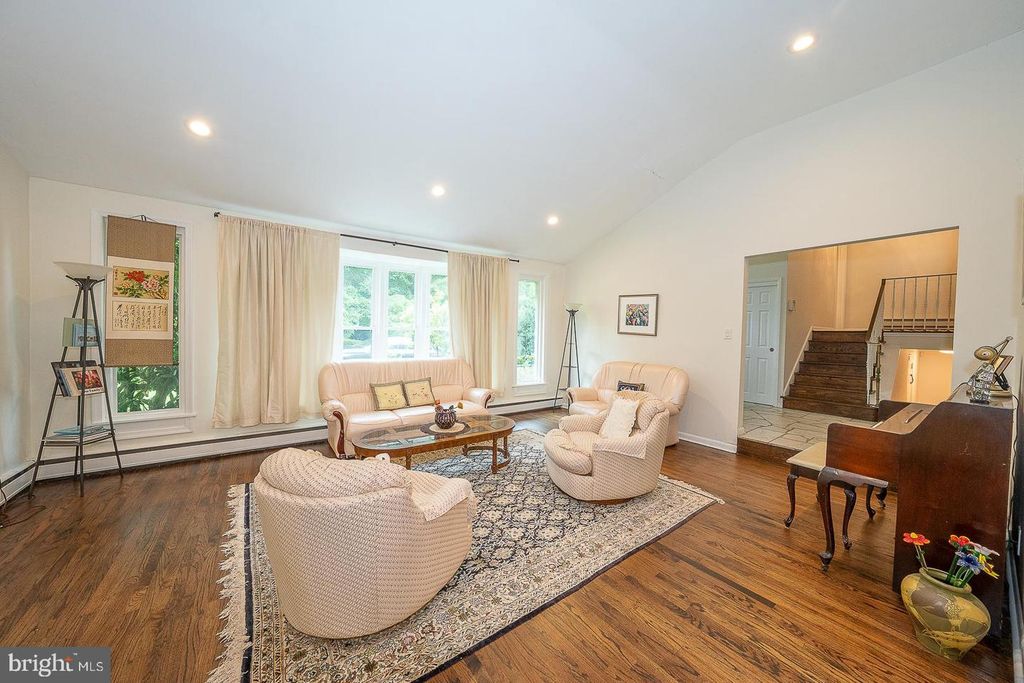 528 SPRAGUE RD, PENN VALLEY, PA 19072 — photo 3