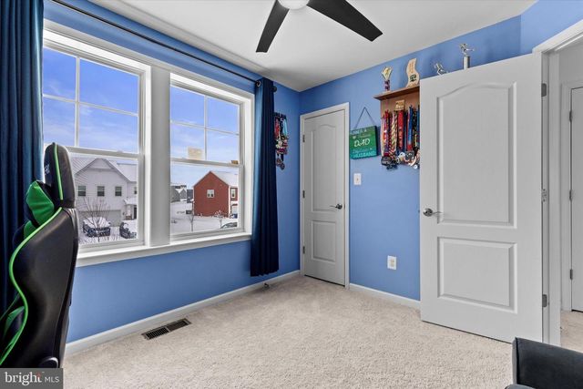 138 PHEASANT RIDGE RD, Hanover, PA 17331