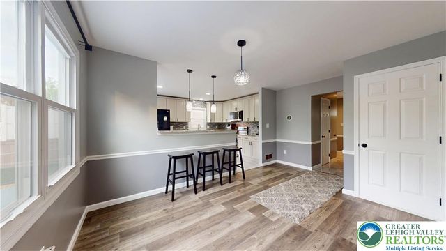 815 East Emmaus Avenue, Salisbury Twp, PA 18103