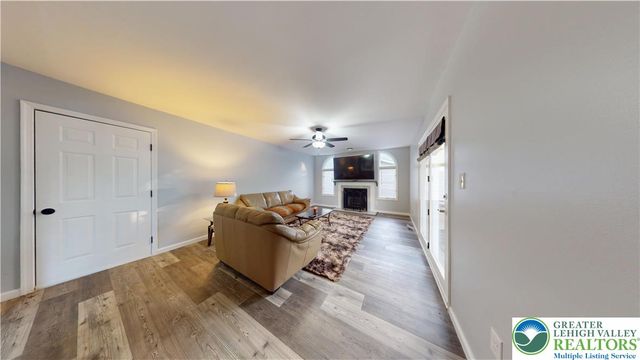 815 East Emmaus Avenue, Salisbury Twp, PA 18103