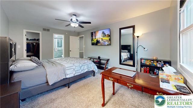 815 East Emmaus Avenue, Salisbury Twp, PA 18103