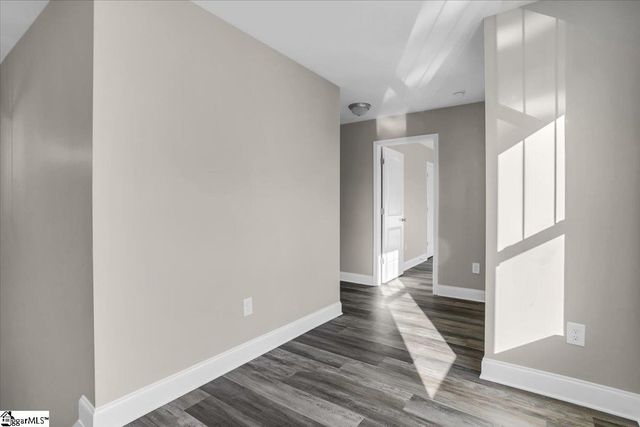 110 W 4th Avenue, Easley, SC 29640