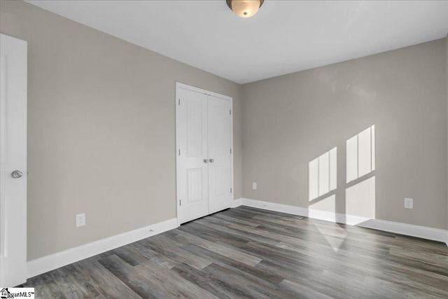 110 W 4th Avenue, Easley, SC 29640