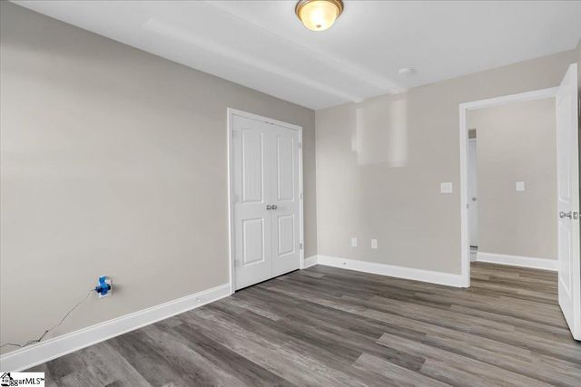 110 W 4th Avenue, Easley, SC 29640