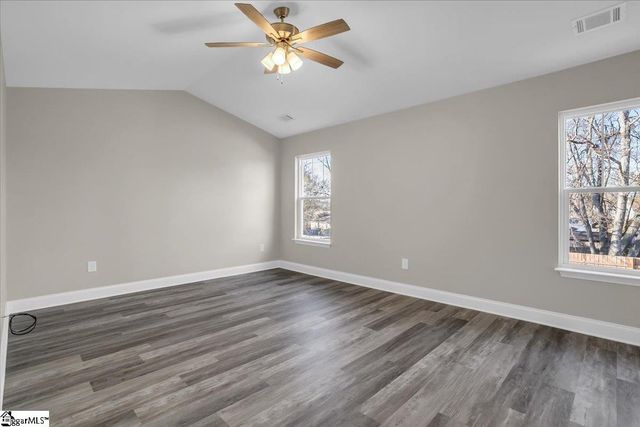 110 W 4th Avenue, Easley, SC 29640